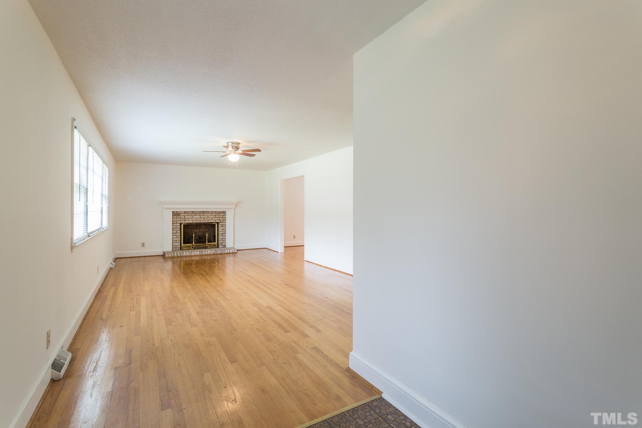 7836 Smith Road Apex, NC 27539 - Photo 8 of 20 Gallery Image 8