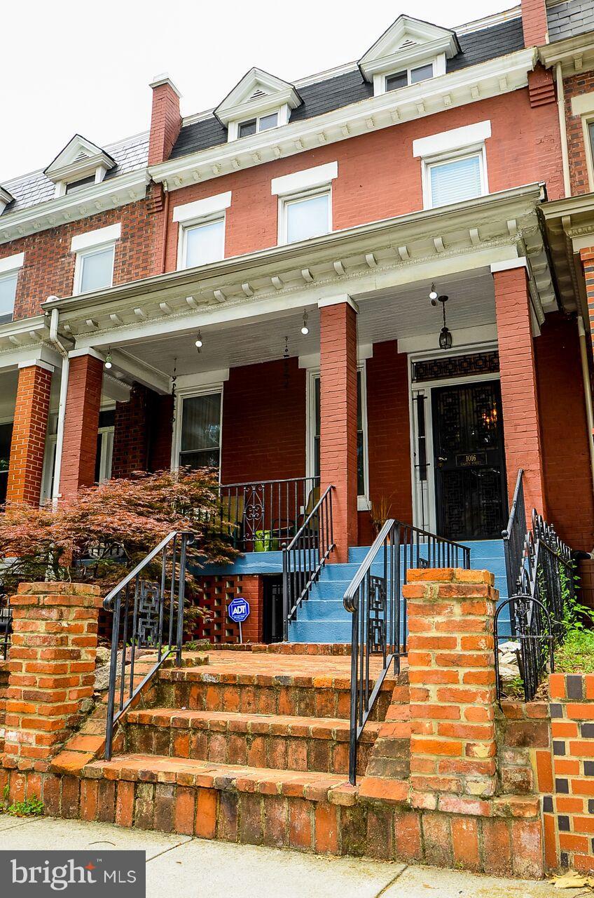 1016 8th Street Northeast Washington, DC 20002 - Photo 1 of 18 Exterior (Front)