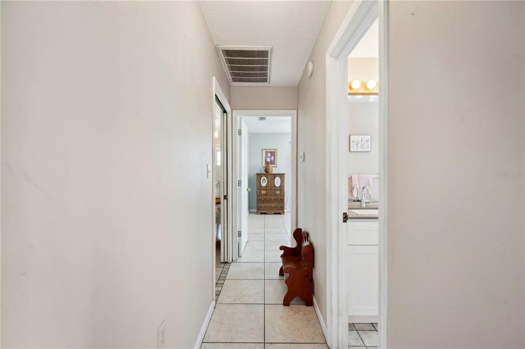 8337 Fussell Road Polk City, FL 33868 - Photo 15 of 96 Gallery Image 15