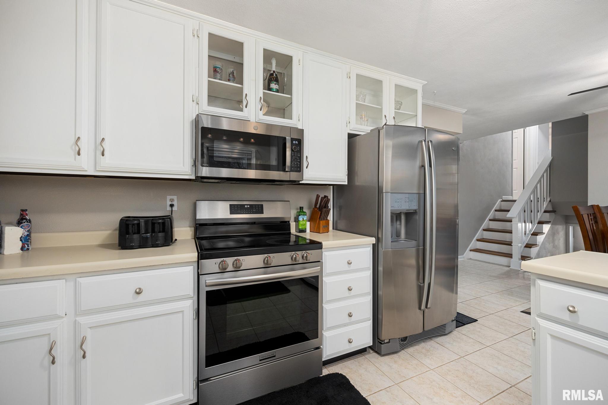 303 Beloit Road Marquette Heights, IL 61554 - Photo 13 of 51