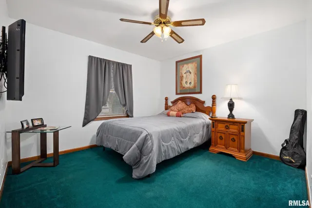 $229,990 | 303 Beloit Road, Marquette Heights, IL 61554