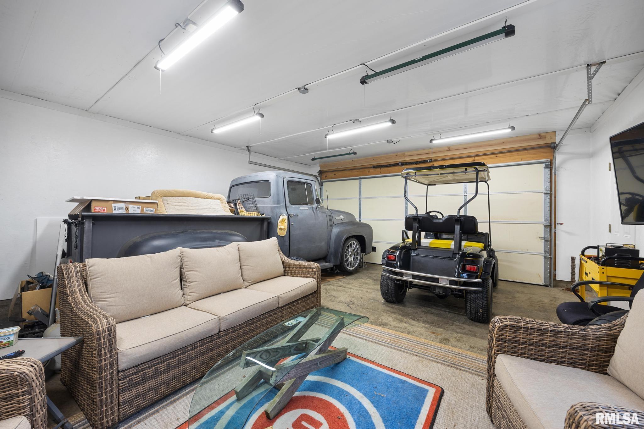 303 Beloit Road Marquette Heights, IL 61554 - Photo 34 of 51