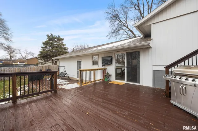 $229,990 | 303 Beloit Road, Marquette Heights, IL 61554