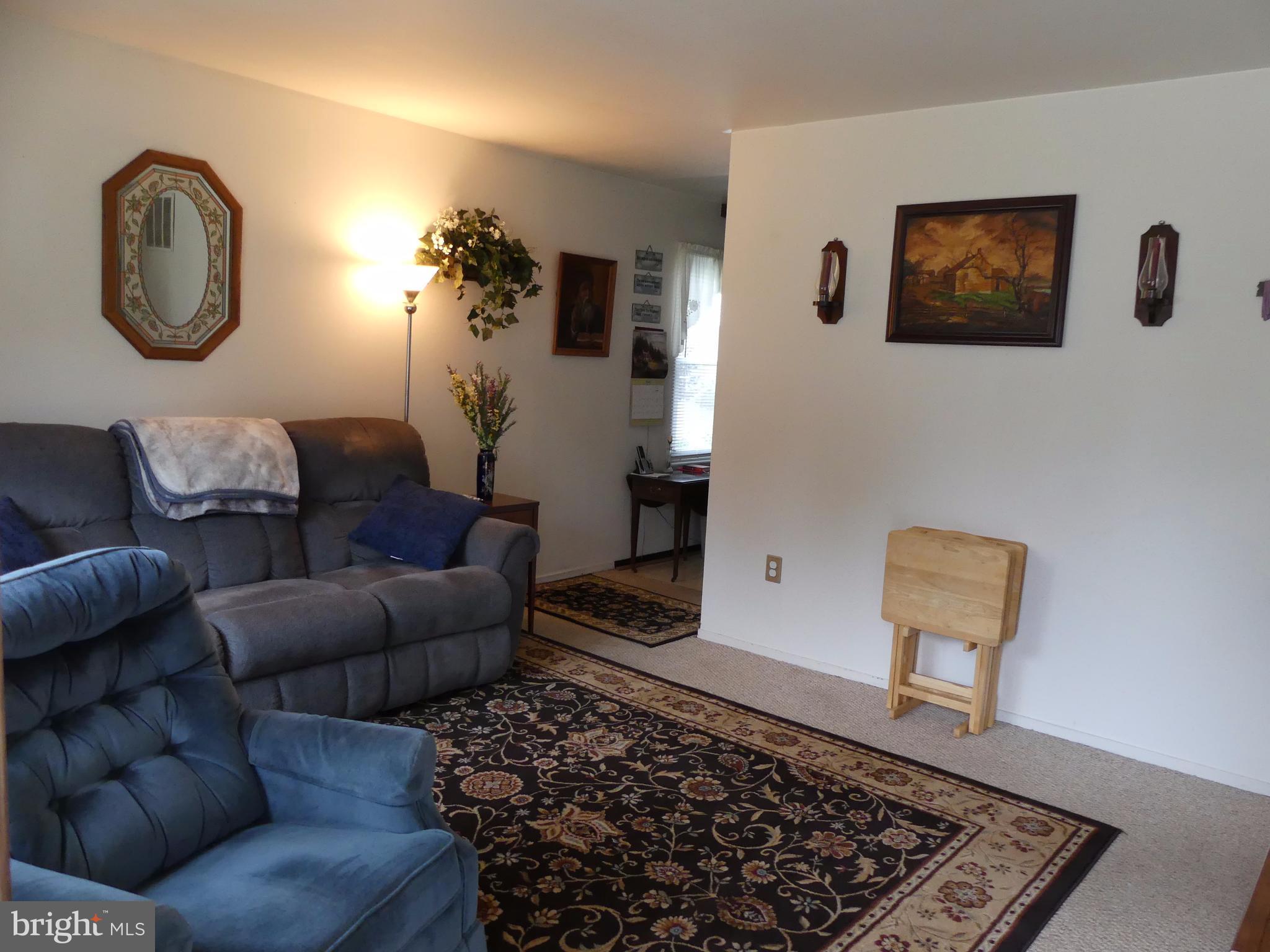 339 Walgrove Road Reisterstown, MD 21136 - Photo 4 of 15 Another angle