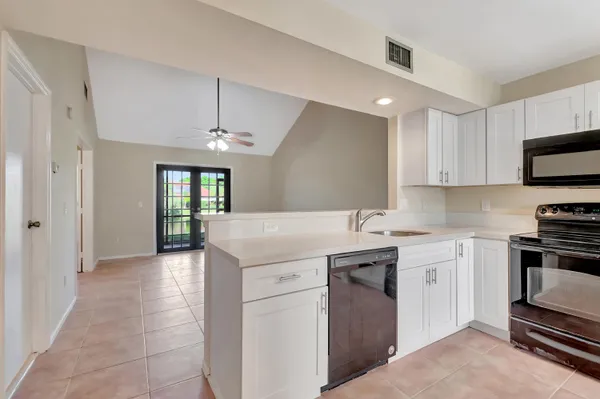 $2,800 | 10321 Hidden Springs Court, Boca Raton, FL 33498