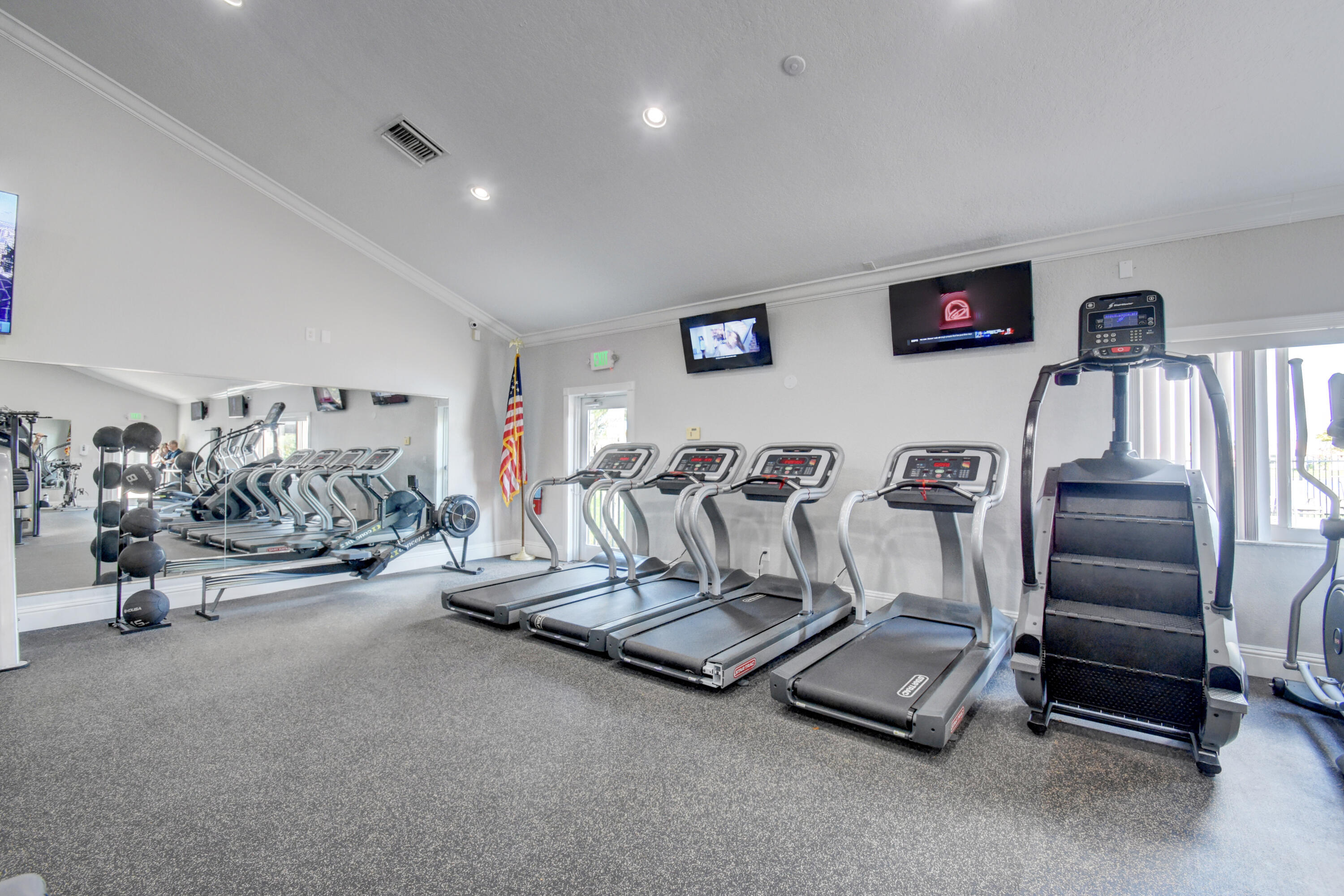 10321 Hidden Springs Court Boca Raton, FL 33498 - Photo 25 of 34 Gym