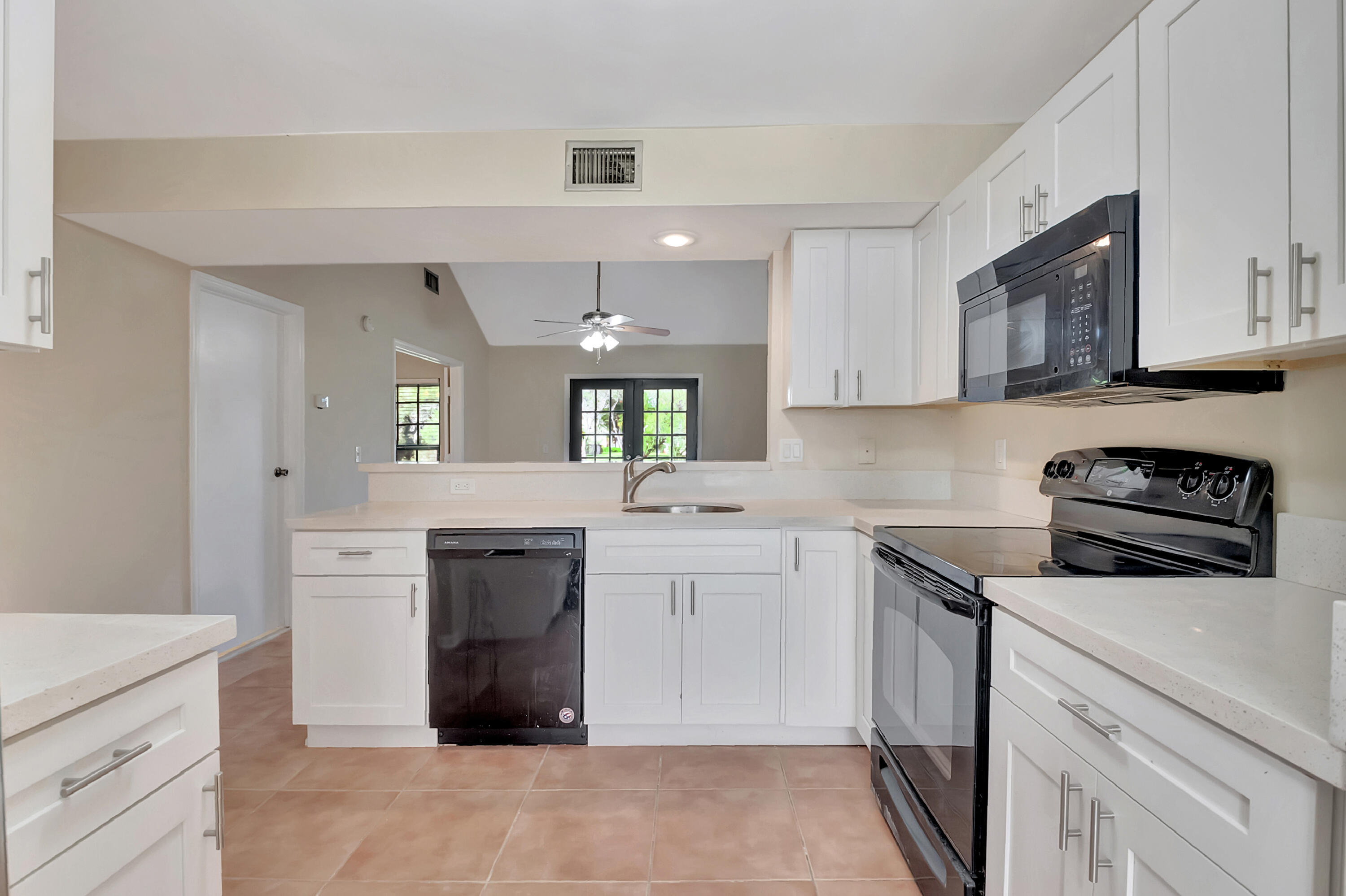10321 Hidden Springs Court Boca Raton, FL 33498 - Photo 6 of 34 Kitchen