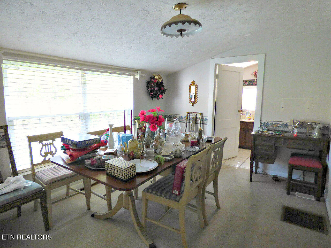 1503 Sandy Ridge Road Dandridge, TN 37725 - Photo 13 of 32 Int 8