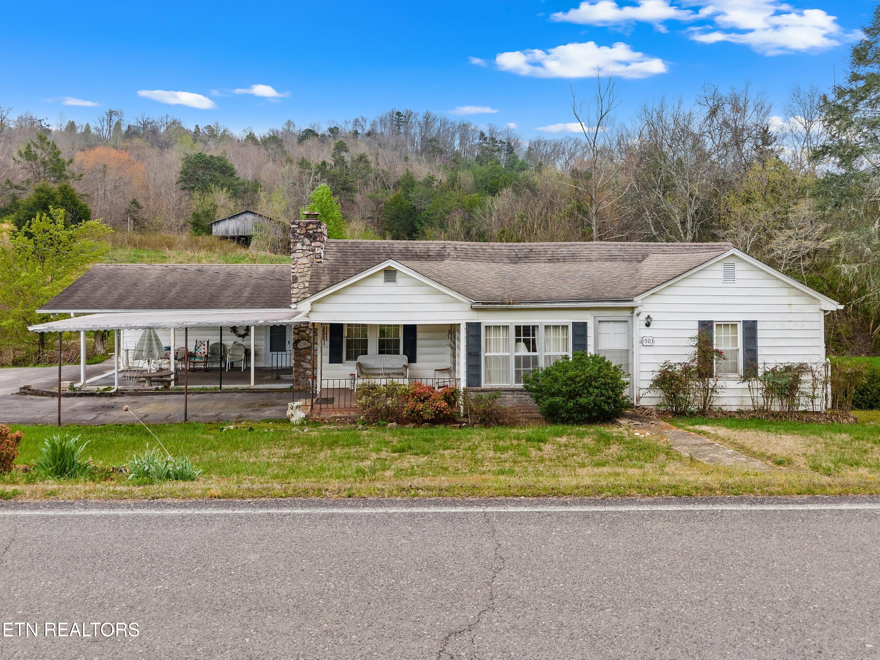 1503 Sandy Ridge Road Dandridge, TN 37725 - Photo 2 of 32 003-1503SandyRidgeRoad-Dandridge-TN-3772