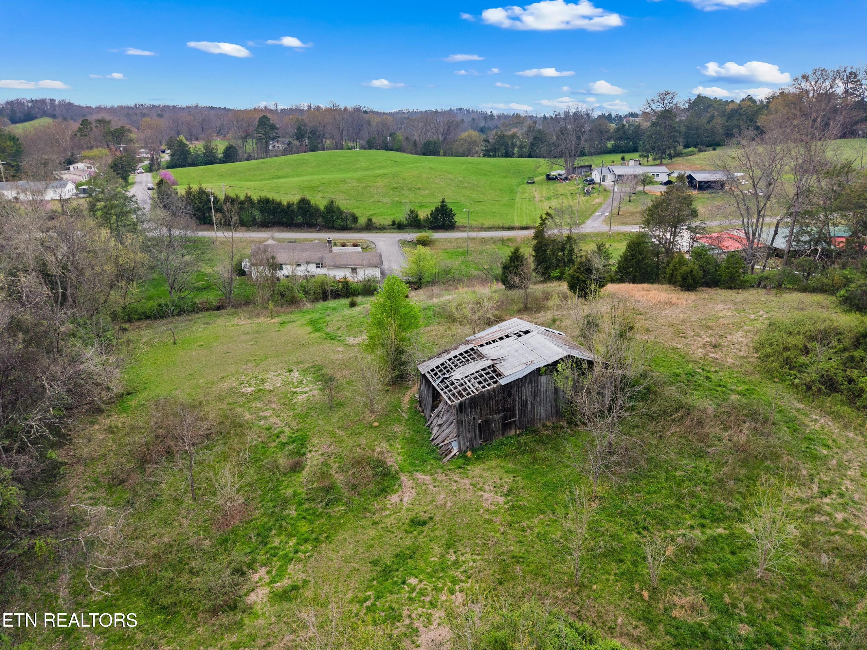 1503 Sandy Ridge Road Dandridge, TN 37725 - Photo 28 of 32 016-1503SandyRidgeRoad-Dandridge