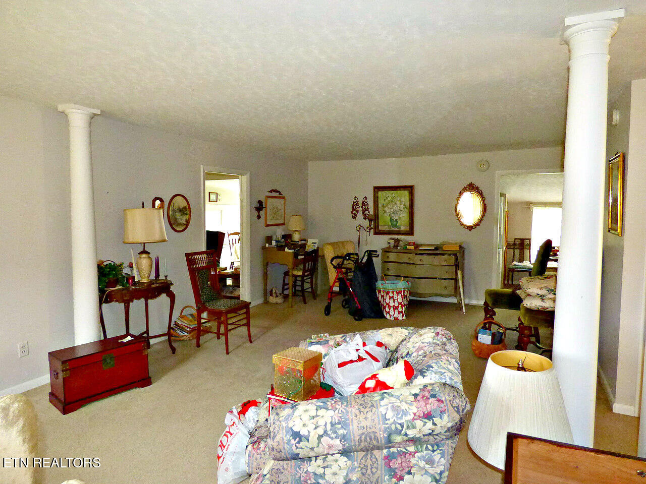 1503 Sandy Ridge Road Dandridge, TN 37725 - Photo 7 of 32 Int 2