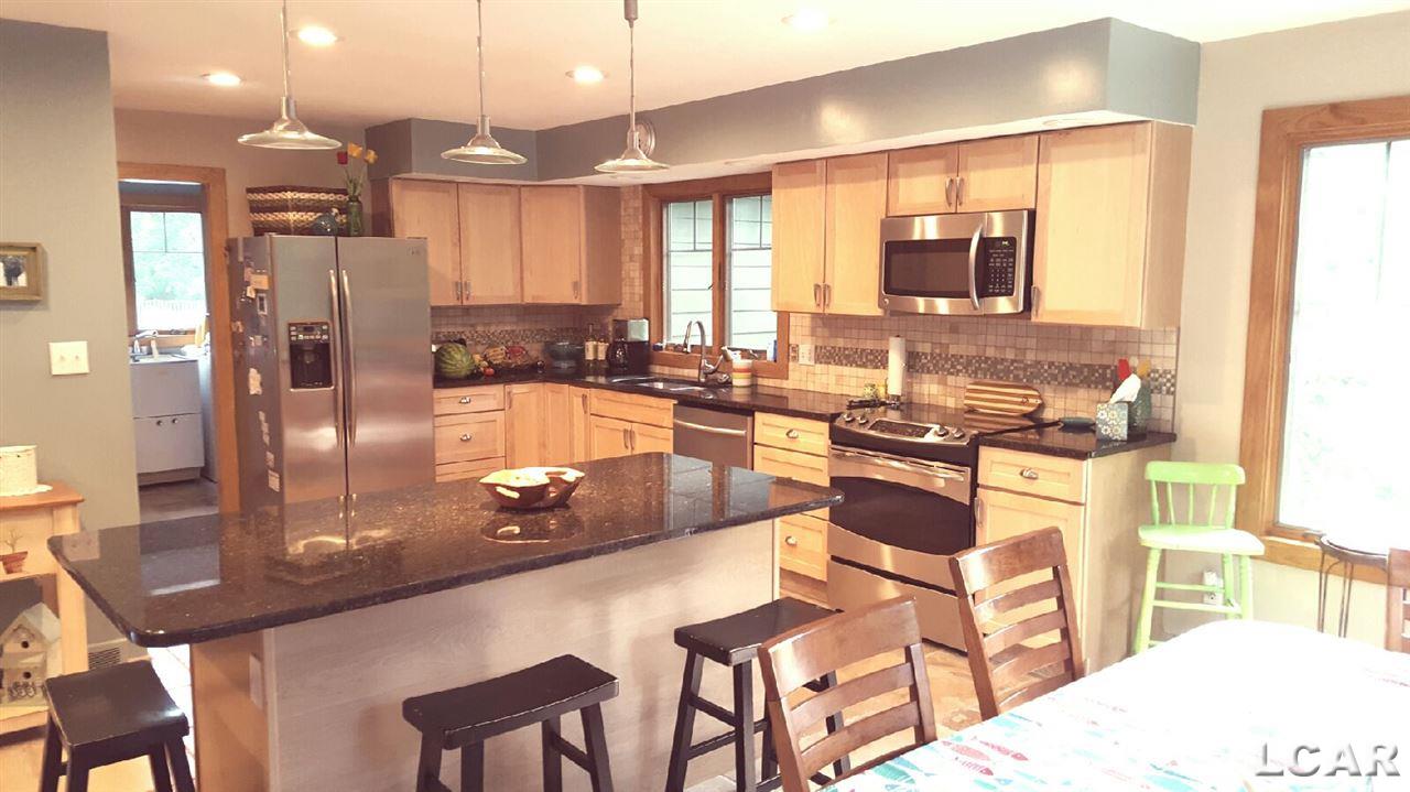 6975 Hack Road Saline, MI 48176 - Photo 7 of 36 31298523-6.JPG