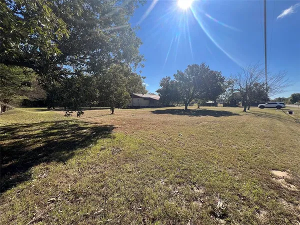 $40,000 | 595 Farm To Market 911, Avery, TX 75554