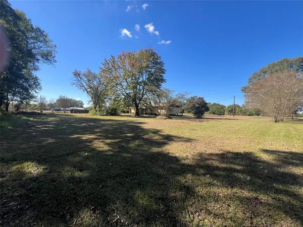 $40,000 | 595 Farm To Market 911, Avery, TX 75554