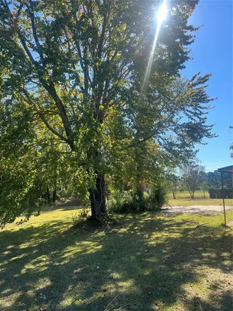 $40,000 | 595 Farm To Market 911, Avery, TX 75554