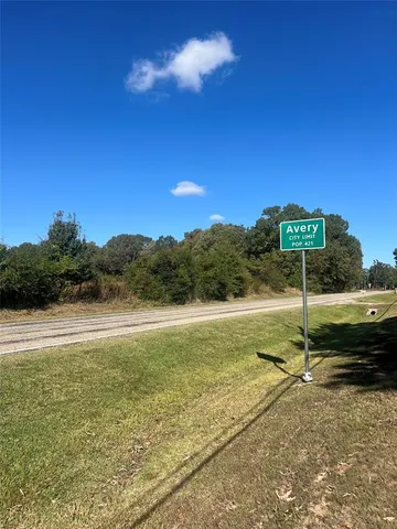 a view of a tennis court