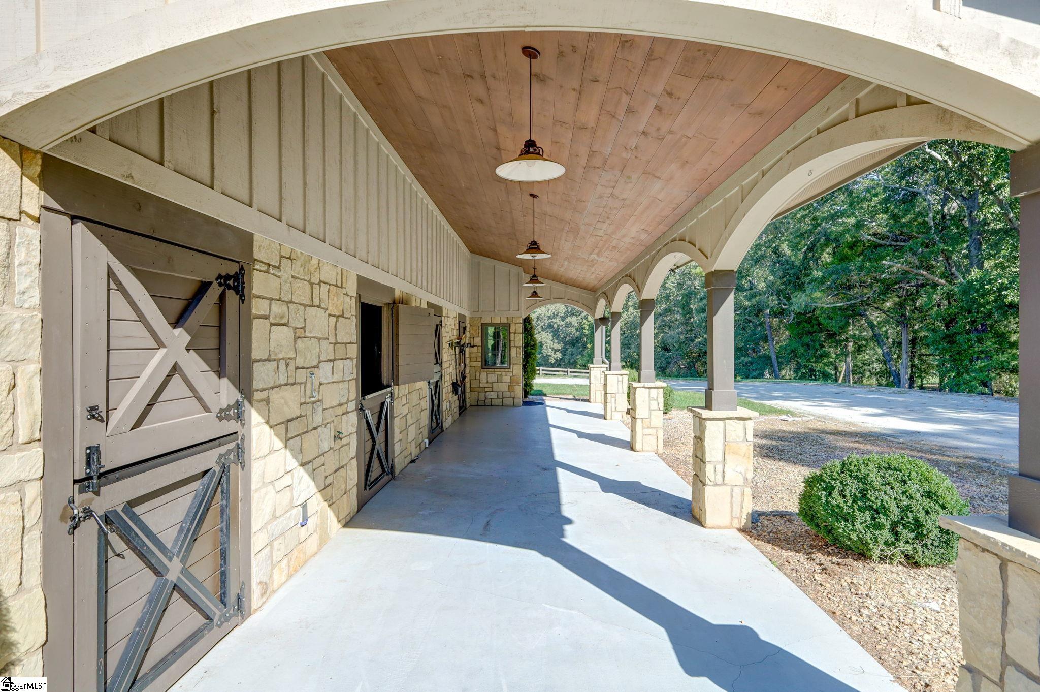 750 Circle Road Greer, SC 29651 - Photo 33 of 36