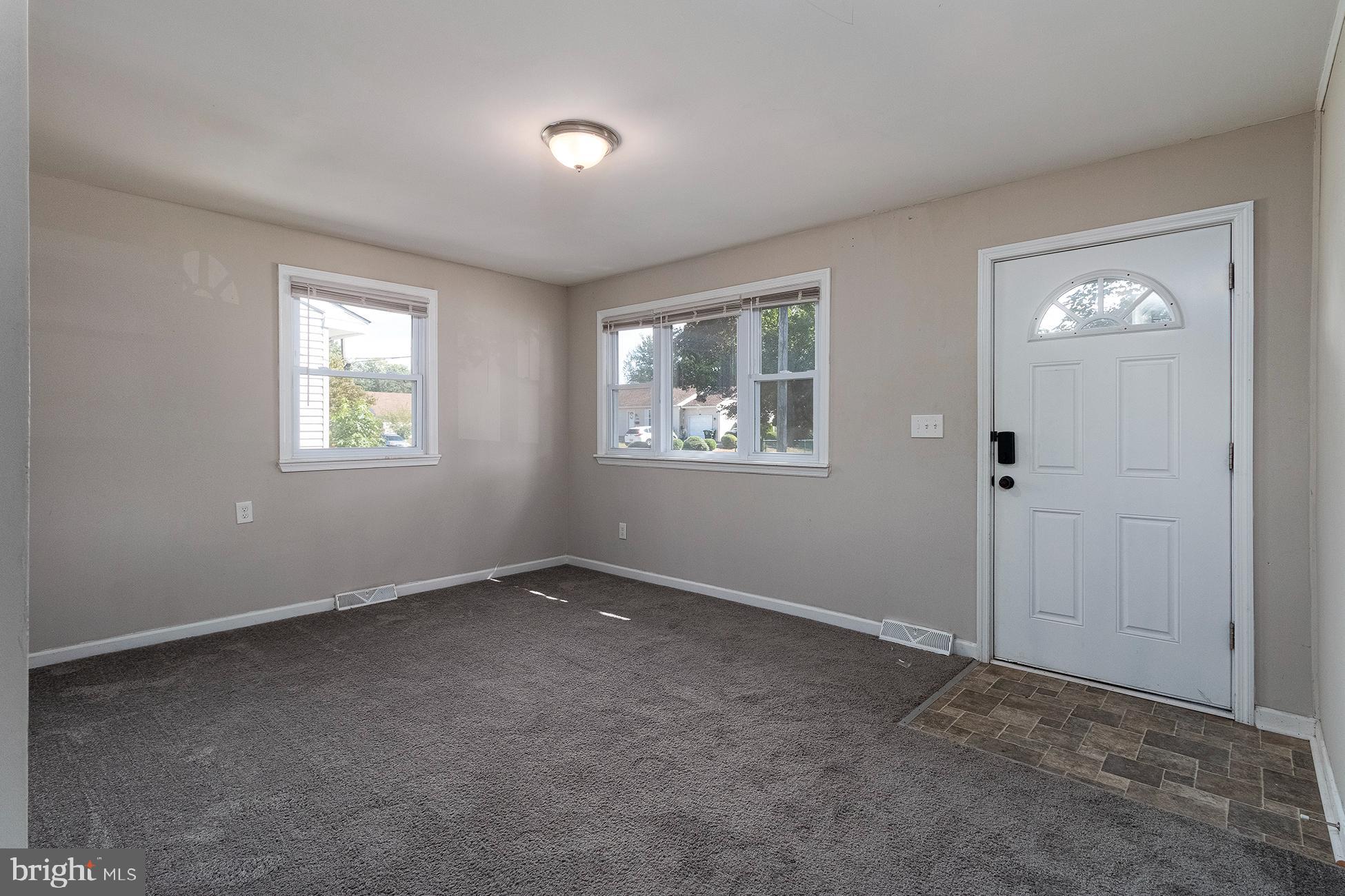 449 8th Avenue Lindenwold, NJ 08021 - Photo 5 of 19