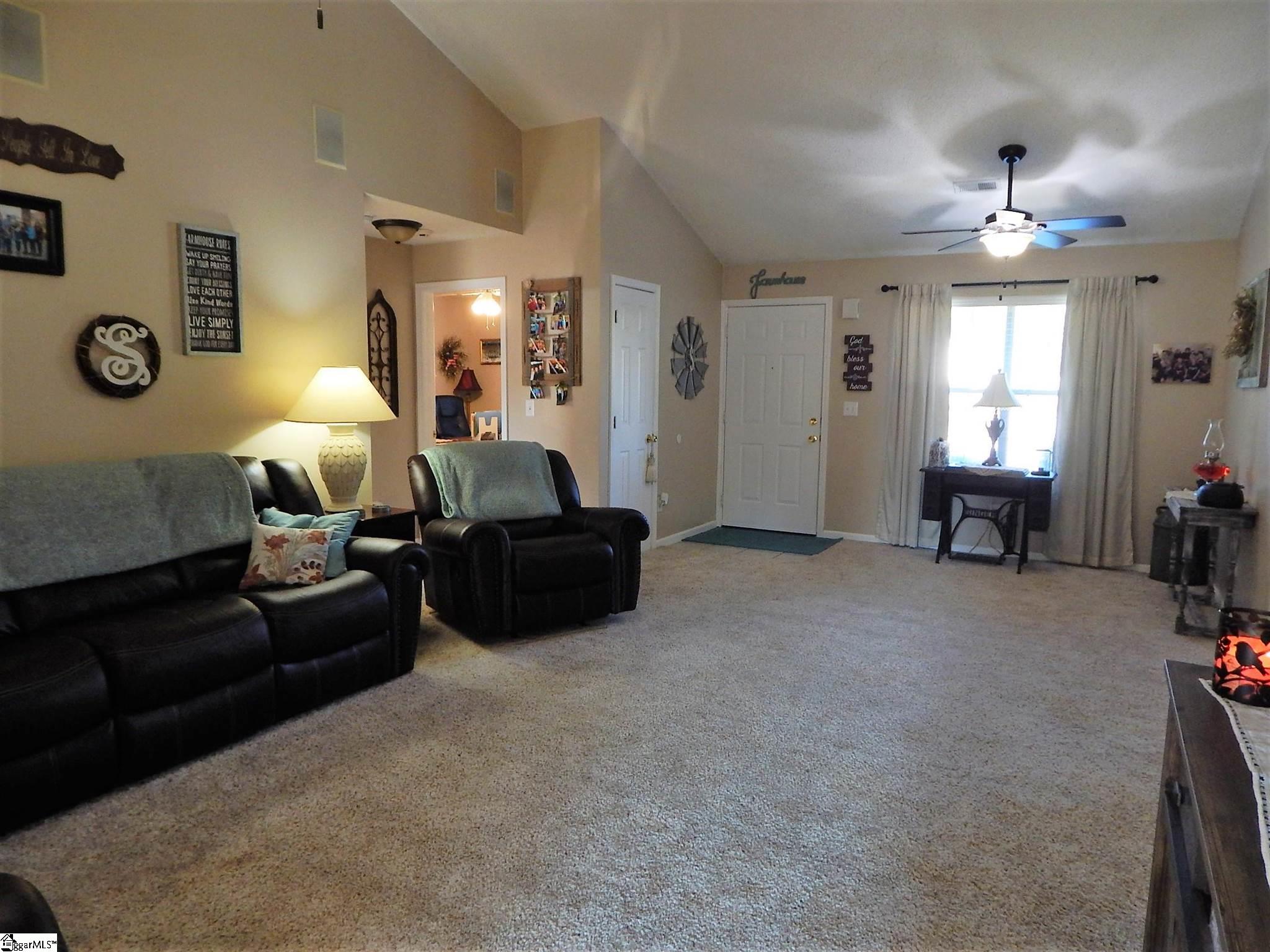 107 Charlie Way Fountain Inn, SC 29644 - Photo 4 of 23 Gallery Image 4