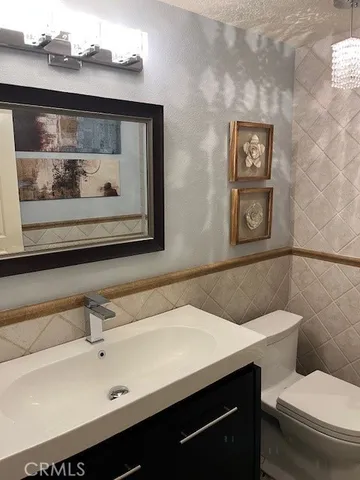 a view of a storage & utility room with washer and dryer