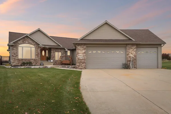 $875,000 | 6784 Tartan Trail, Sun Prairie, WI 53590