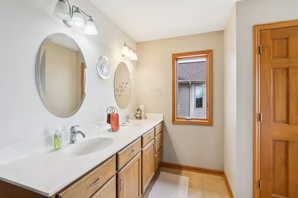 $875,000 | 6784 Tartan Trail, Sun Prairie, WI 53590