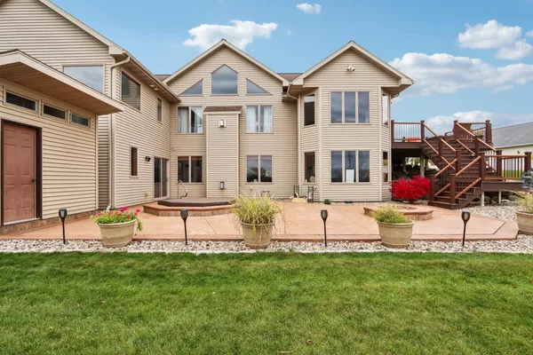 $875,000 | 6784 Tartan Trail, Sun Prairie, WI 53590