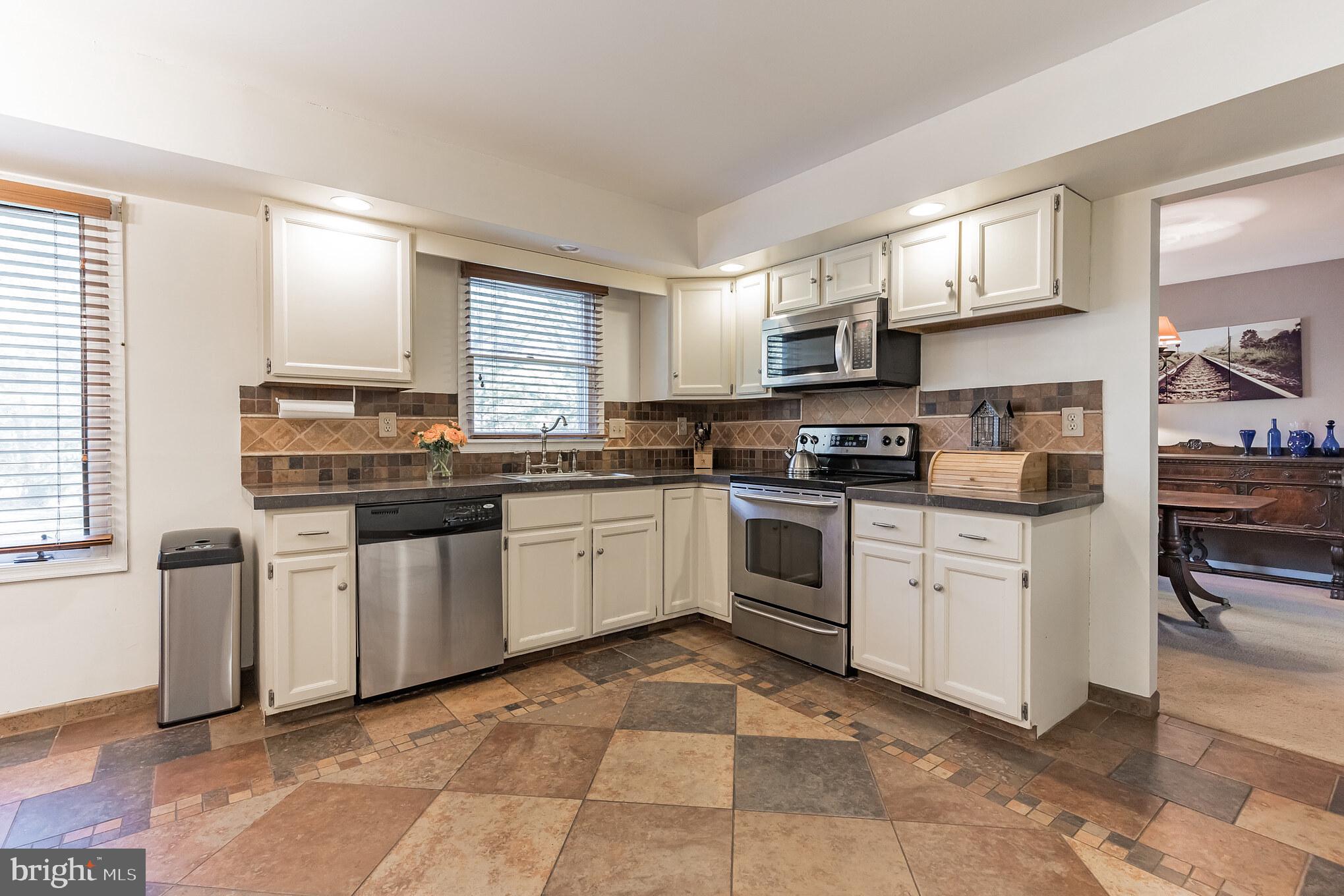 1405 Deer Run Road Hatfield, PA 19440 - Photo 11 of 35 Gallery Image 11