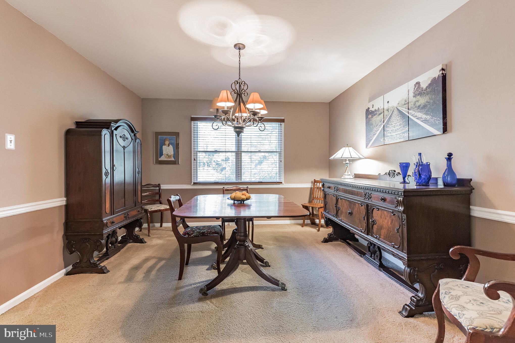 1405 Deer Run Road Hatfield, PA 19440 - Photo 9 of 35 Dining Room
