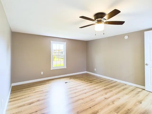 $139,900 | 147 Canaan Mobile Home Park, Unit 18, Canaan, VT 05903