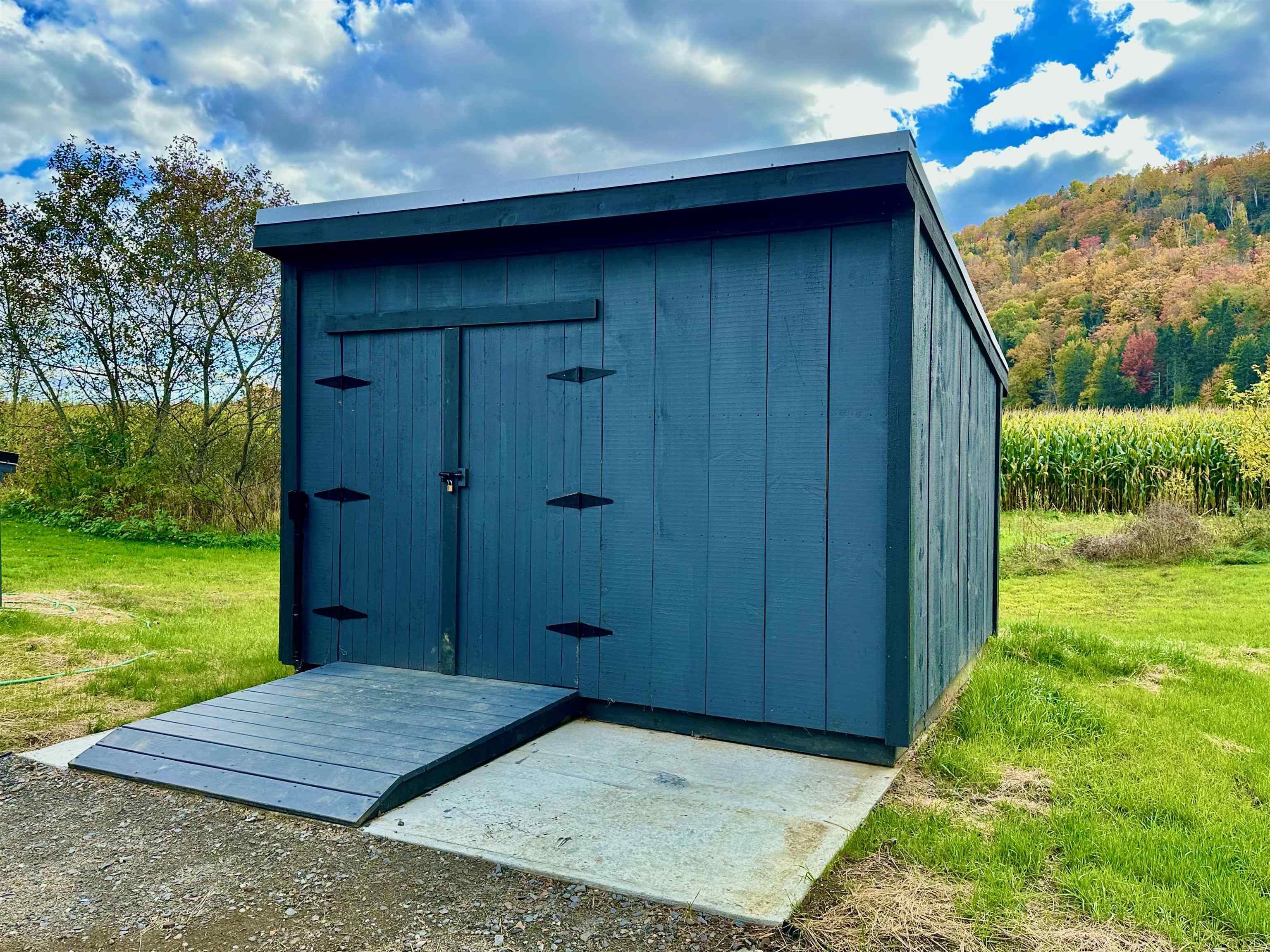 147 Canaan Mobile Home Park, Unit 18 Canaan, VT 05903 - Photo 37 of 53