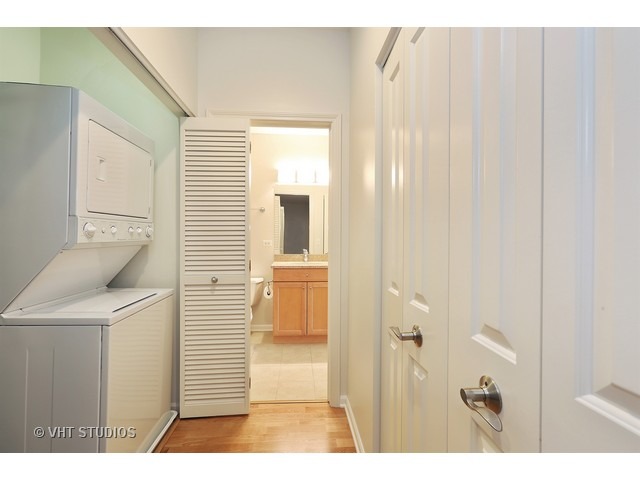 850 Village Center Drive, Unit 210 Burr Ridge, IL 60527 - Photo 11 of 15