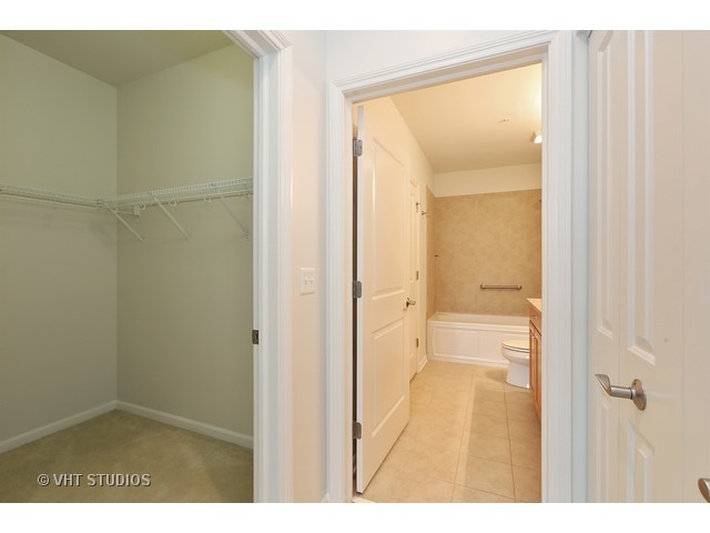 850 Village Center Drive, Unit 210 Burr Ridge, IL 60527 - Photo 9 of 15