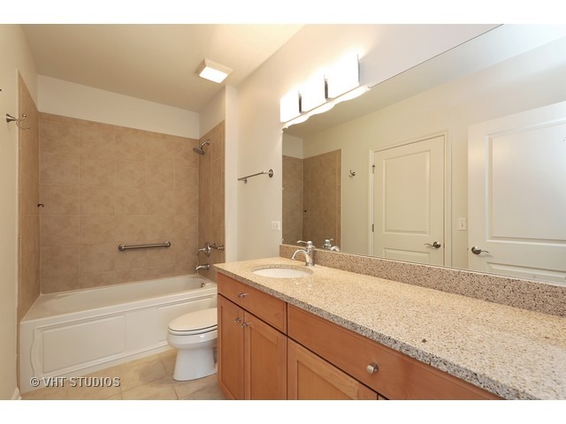850 Village Center Drive, Unit 210 Burr Ridge, IL 60527 - Photo 10 of 15