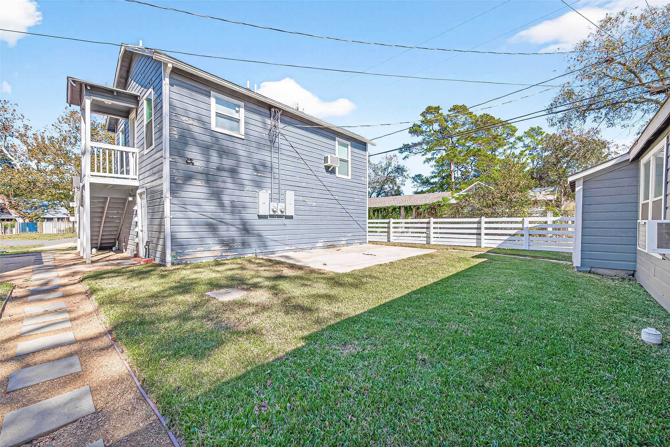 1401 5th Street Rosenberg, TX 77471 - Photo 46 of 50 Unit 110:exterior on ground floor