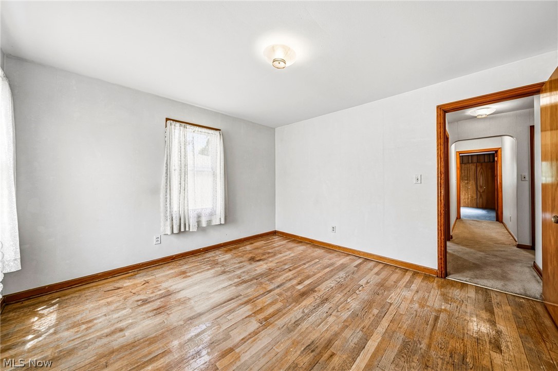 725 Chestnut Road Seven Hills, OH 44131 - Photo 20 of 43
