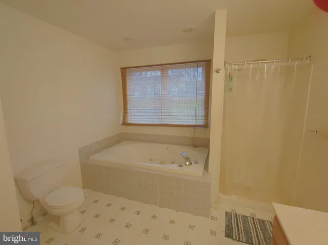 $425,000 | 6 Taylor Drive, Reading, PA 19606