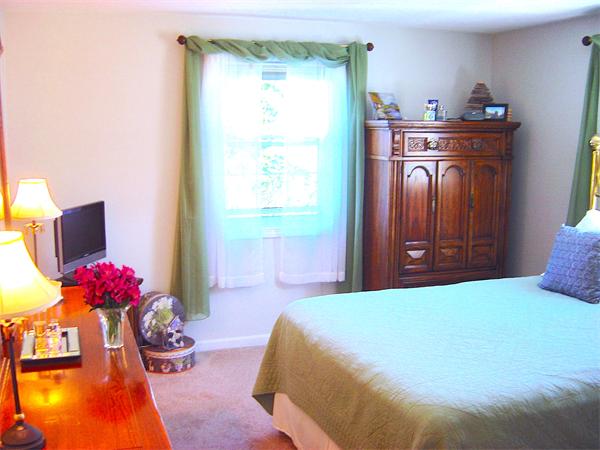10 Pioneer Valley Road Spencer, MA 01562 - Photo 7 of 30 Gallery Image 7