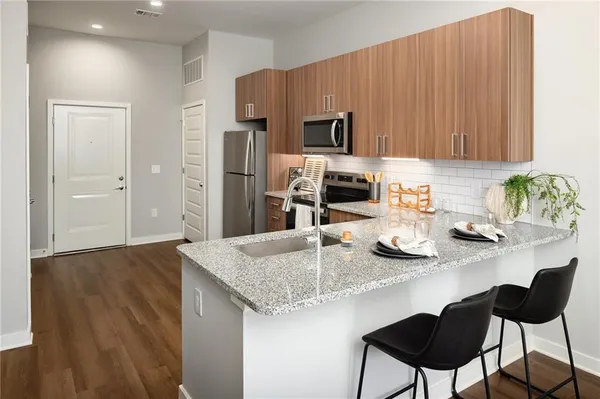 $1,130 | 501 West Waugh Street, Unit A1, Dalton, GA 30720