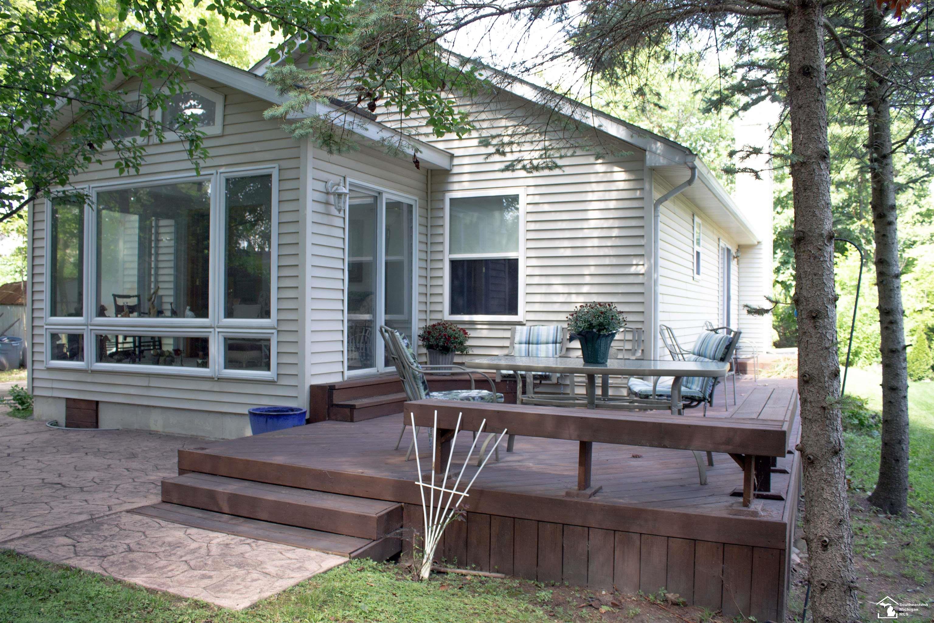 5312 Dickson Road Howell, MI 48843 - Photo 8 of 36 50110586-7.JPG