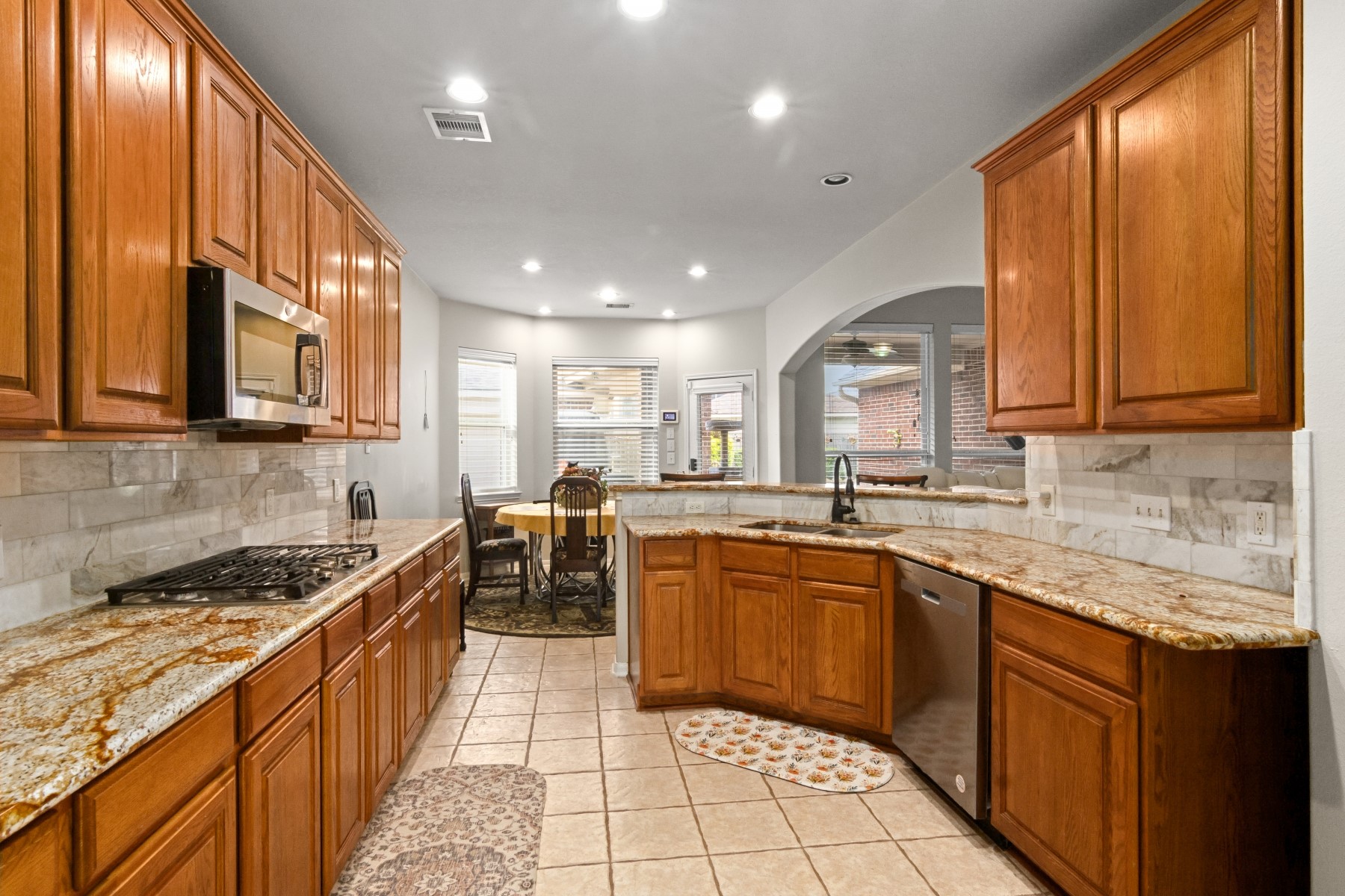 2130 Water Way Seabrook, TX 77586 - Photo 5 of 17