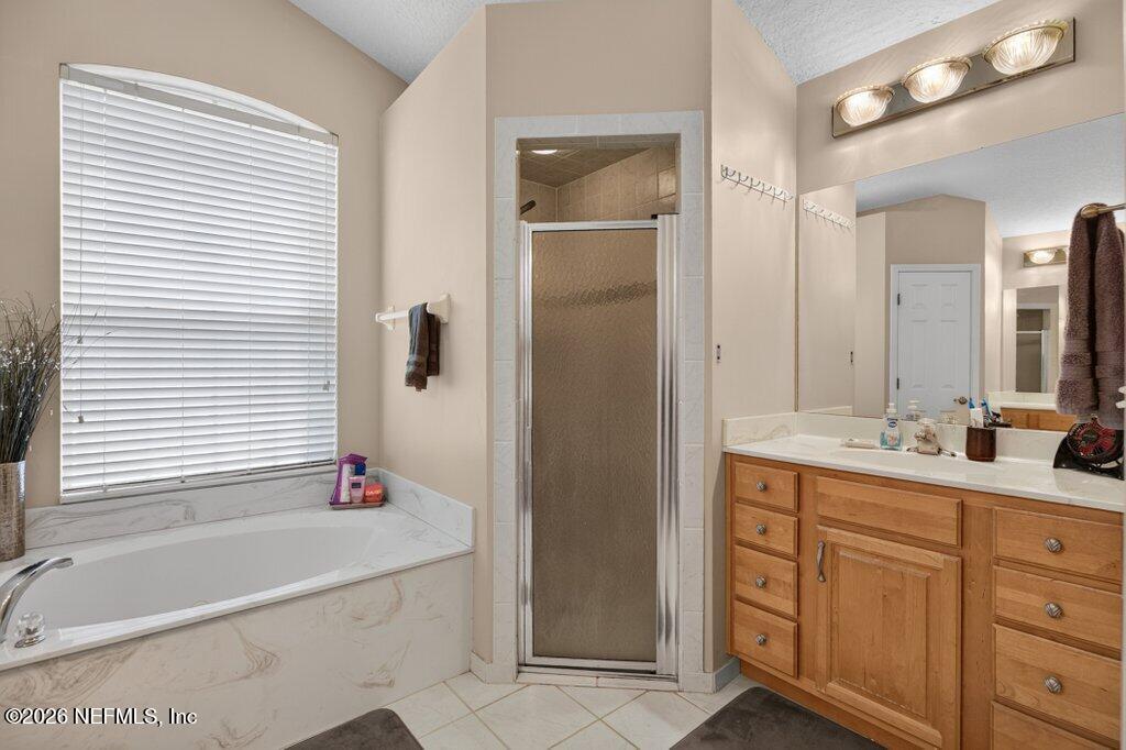 1534 Lockend Court Jacksonville, FL 32221 - Photo 22 of 80 023-1534LockendCourt-Jacksonville-FL-322