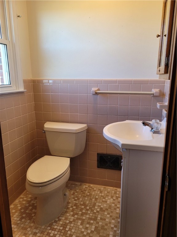 119 Wyatt Pruitt Road Honea Path, SC 29654 - Photo 14 of 18