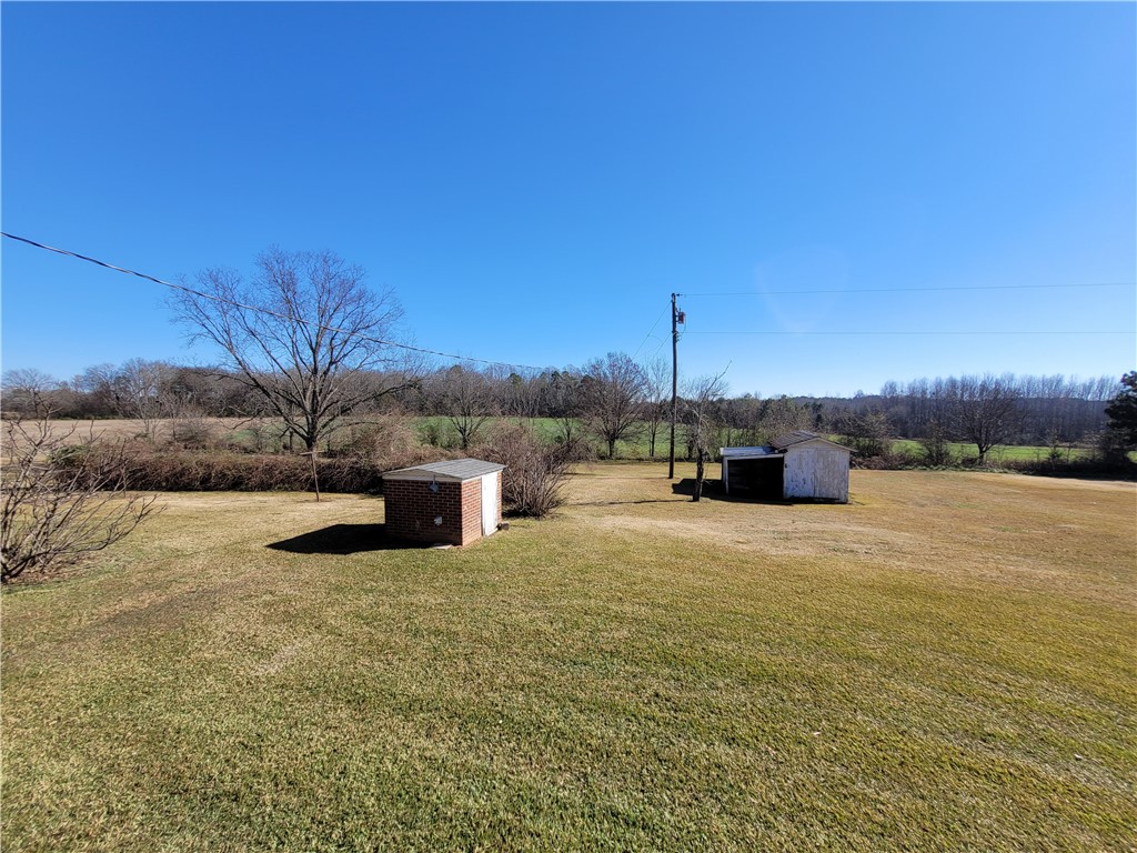 119 Wyatt Pruitt Road Honea Path, SC 29654 - Photo 3 of 18
