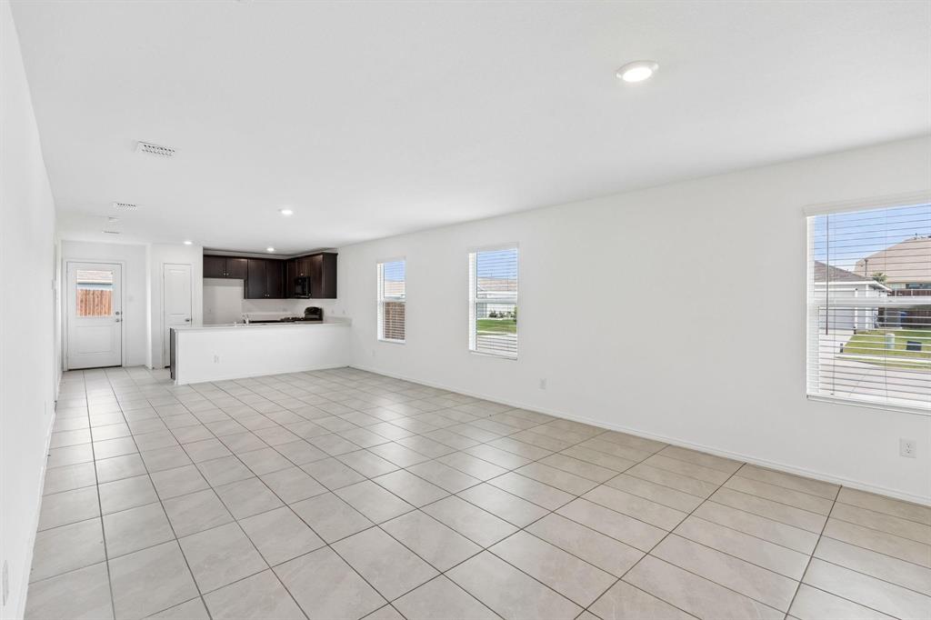 7781 Ruellia Road McKinney, TX 75071 - Photo 4 of 17 Open Living