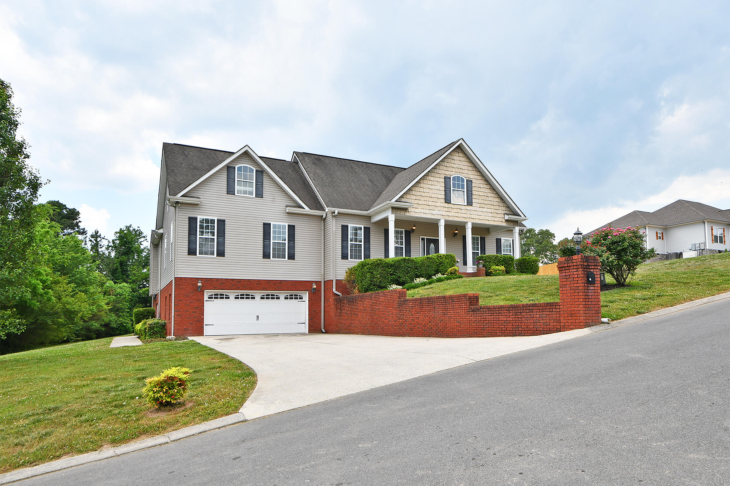 61 Red Oak Ridge Drive Chickamauga, GA 30707 - Photo 2 of 62 DSC_9287