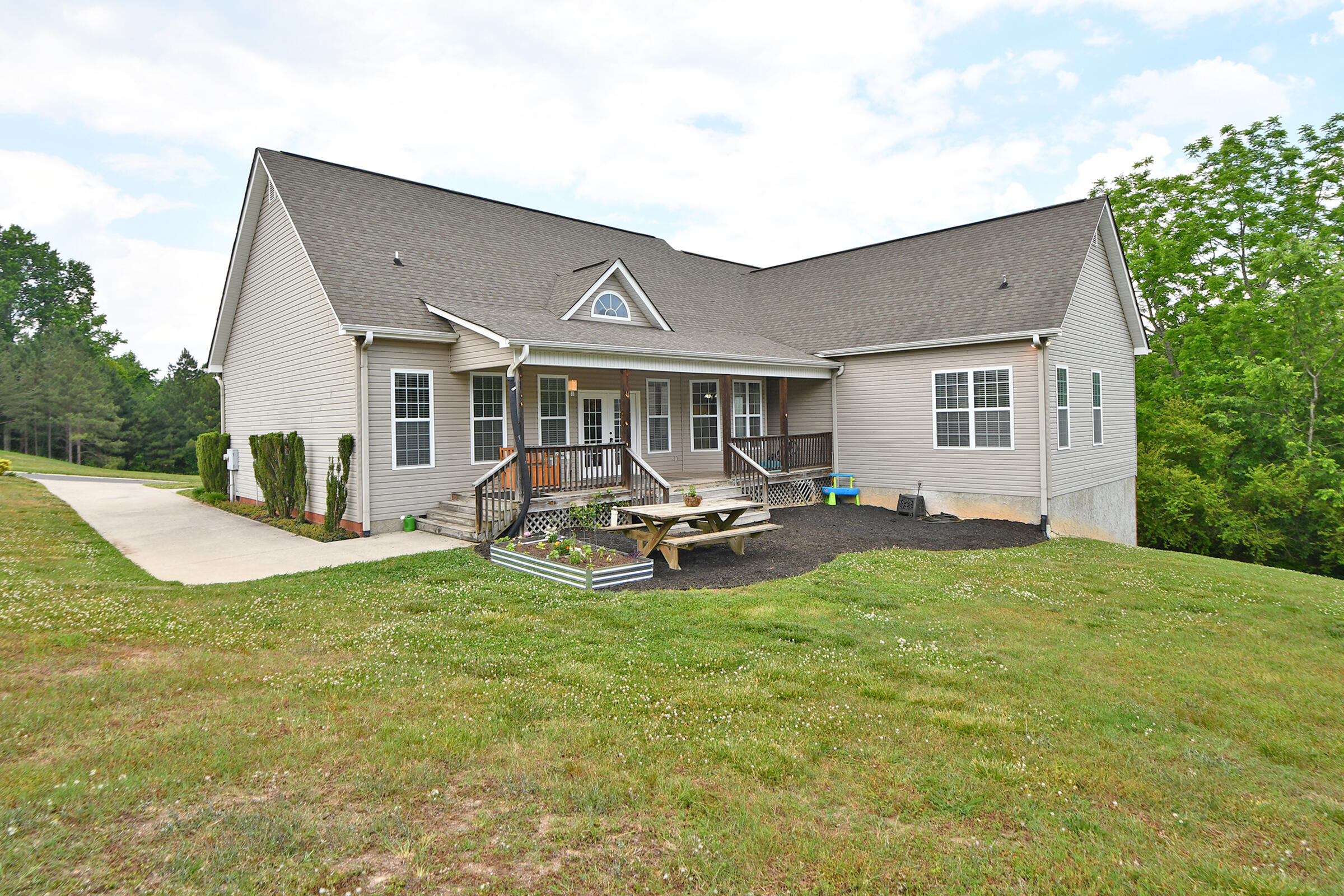 61 Red Oak Ridge Drive Chickamauga, GA 30707 - Photo 49 of 62 DSC_9369