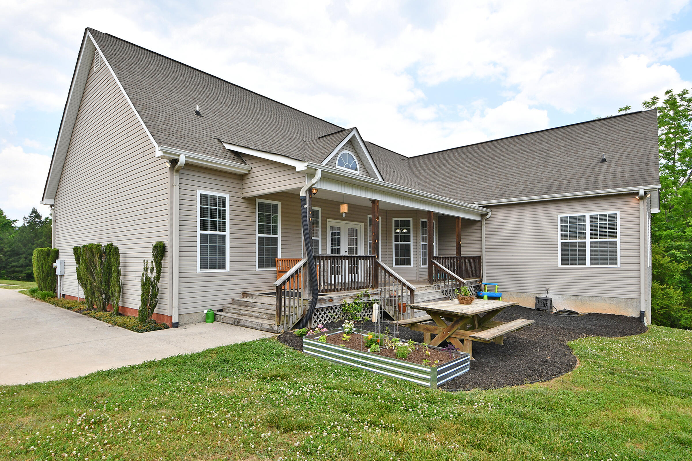 61 Red Oak Ridge Drive Chickamauga, GA 30707 - Photo 54 of 62 DSC_9376