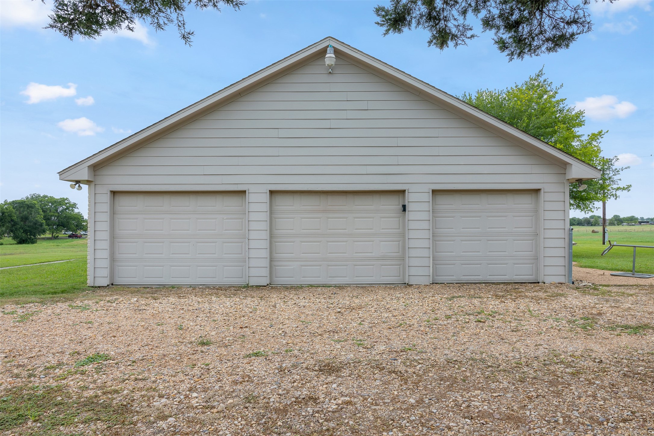 775 Century Farms Road Burton, TX 77835 - Photo 25 of 36