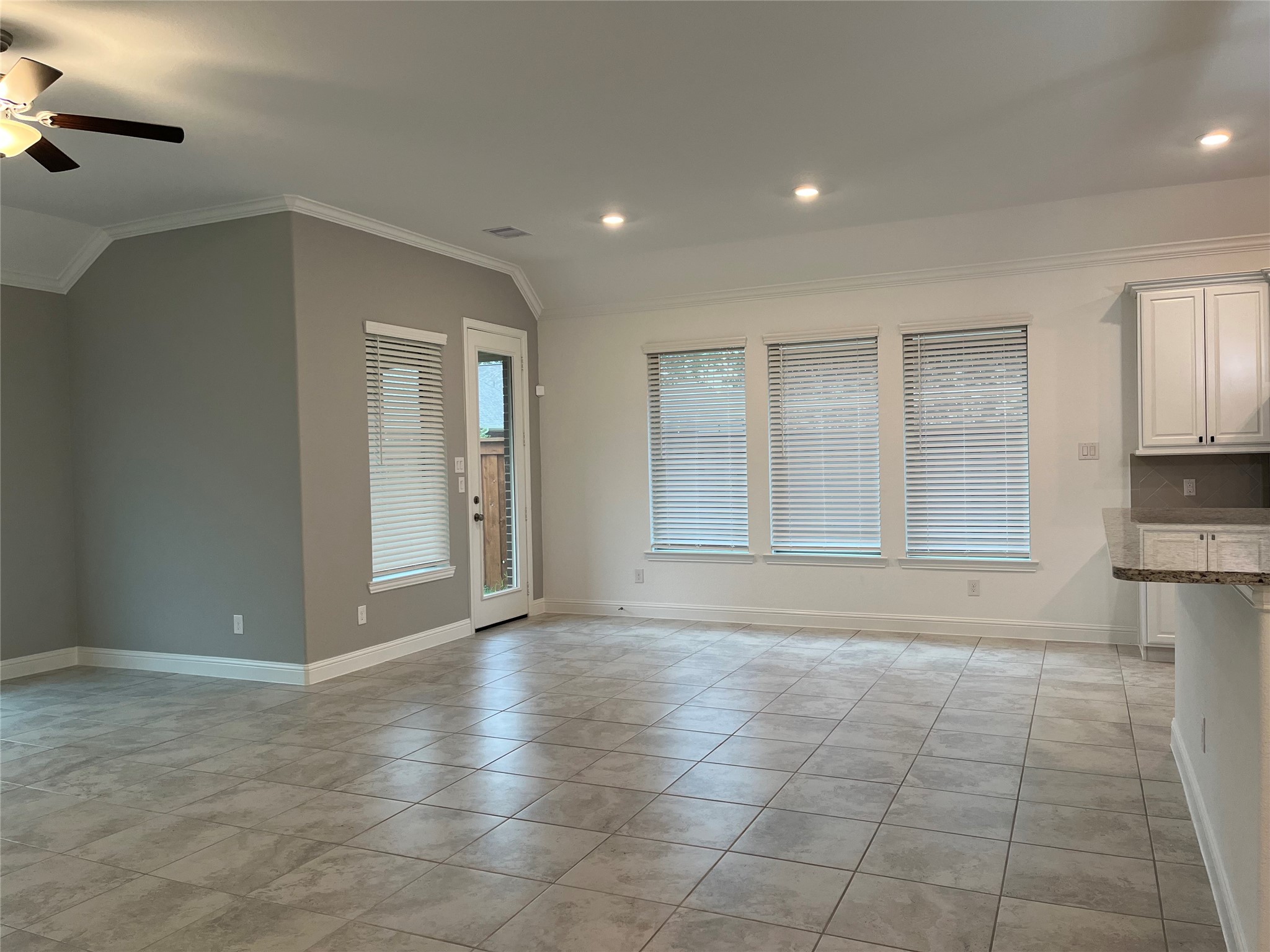28226 Whitmore Bend Drive Spring, TX 77386 - Photo 2 of 7